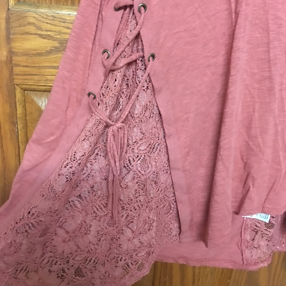 Gorgy lush lace lace up mauve tank - Picture 3 of 4